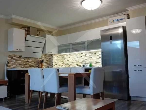 Тристаен апартамент в Асеновград - 100 кв.м за 1046 €/кв.м - Снимка #1