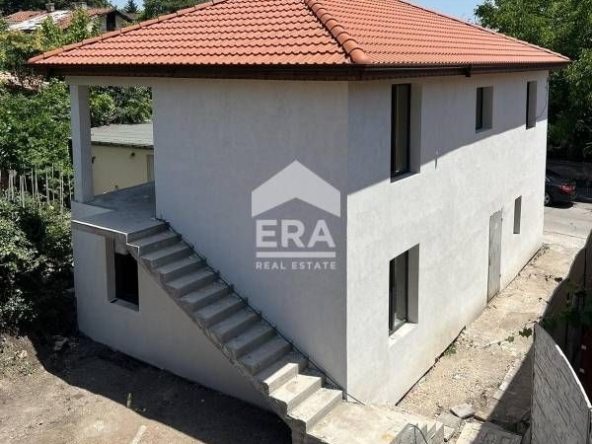 Къща в Хасково, Любен Каравелов - 215 кв.м за 830 €/кв.м - Снимка #1