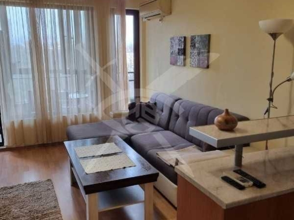 Двустаен апартамент в Бургас, Лазур - 76 кв.м за 1738 €/кв.м - Снимка #1