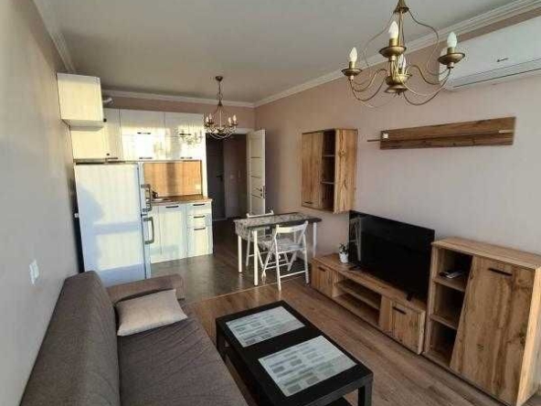 Дава се под наем Двустаен апартамент в Бургас, Зорница - 55 кв.м за 561 € - Снимка #1