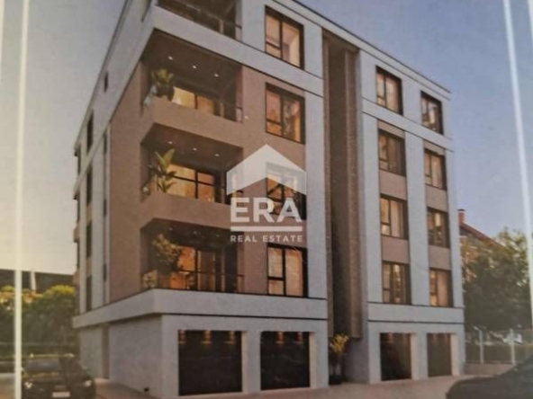 Двустаен апартамент в Айтос - 87 кв.м за 487 €/кв.м - Снимка #1