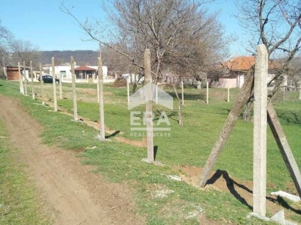 Парцел в с. Слънчево, Област Варна - 570 кв.м за 55 €/кв.м - Снимка #1