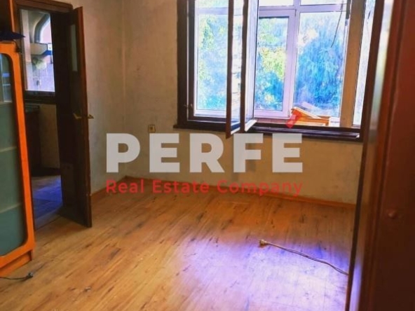 Тристаен апартамент в Бургас, Център - 80 кв.м за 3250 €/кв.м - Снимка #1