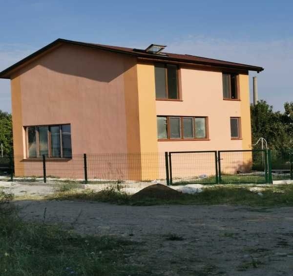 Къща в Симеоновград - 230 кв.м за 100 €/кв.м - Снимка #1