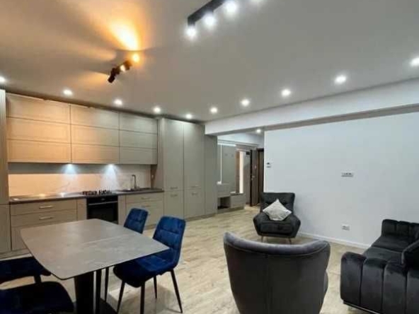 Дава се под наем Двустаен апартамент в Пловдив, Съдийски - 55 кв.м за 269.28 € - Снимка #1