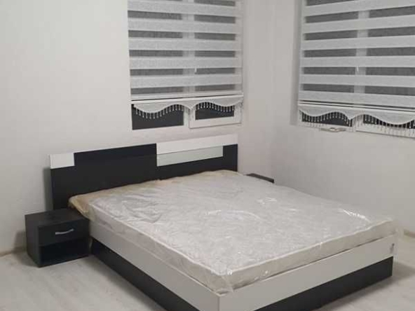 Дава се под наем Едностаен апартамент в Пловдив, Младежки Хълм - 45 кв.м за 229.5 € - Снимка #1