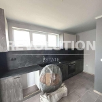 Дава се под наем Етаж от къща в Варна, Виница - 85 кв.м за 498.27 € - Снимка #1