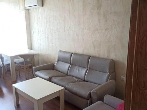 Дава се под наем Двустаен апартамент в София, Лозенец - 67 кв.м за 699 € - Снимка #1