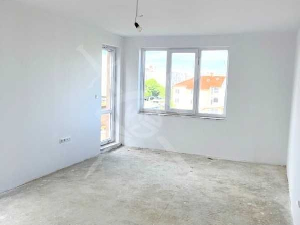 Едностаен апартамент в Поморие - 53 кв.м за 1221 €/кв.м - Снимка #1