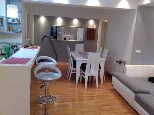 Тристаен апартамент в Бургас, Славейков - 89 кв.м за 1399 €/кв.м - Снимка #1