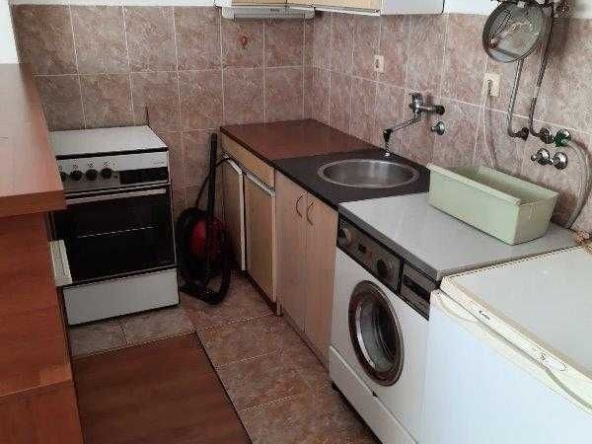 Дава се под наем Едностаен апартамент в Пловдив, Каменица 1 - 34 кв.м за 158.1 € - Снимка #1