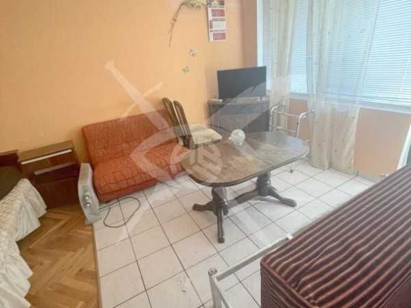 Многостаен апартамент в Карнобат - 121 кв.м за 472 €/кв.м - Снимка #1