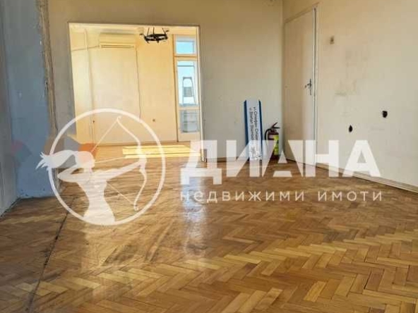 Тристаен апартамент в Пловдив, Кючук Париж - 104 кв.м за 1510 €/кв.м - Снимка #1
