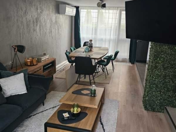 Дава се под наем Двустаен апартамент в Пловдив, Център - 95 кв.м за 212000 € - Снимка #1