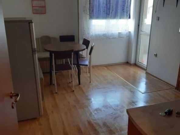 Дава се под наем Двустаен апартамент в Бургас, Меден рудник - зона А - 60 кв.м за 153 € - Снимка #1