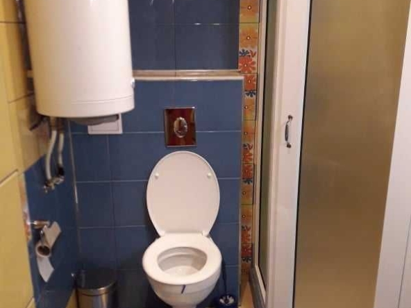 Дава се под наем Тристаен апартамент в Бургас, Лазур - 100 кв.м за 229.5 € - Снимка #1