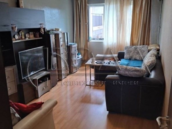 Двустаен апартамент в София, Света Троица - 65 кв.м за 2385 €/кв.м - Снимка #1