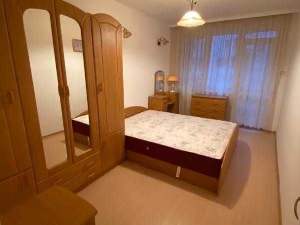 Дава се под наем Двустаен апартамент в Бургас, Лазур - 50 кв.м за 200 € - Снимка #1