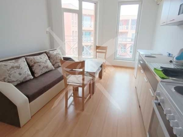 Двустаен апартамент в к.к. Слънчев бряг - 42 кв.м за 905 €/кв.м - Снимка #1