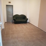 Дава се под наем Магазин в Бургас, Възраждане - 27 кв.м за 153 € - Снимка #1