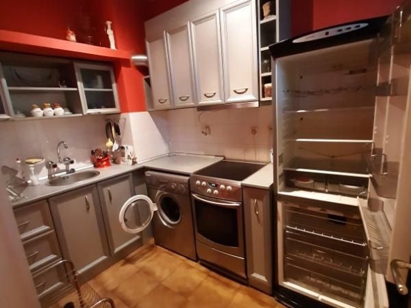 Дава се под наем Двустаен апартамент в София, Борово - 50 кв.м за 547.23 € - Снимка #1