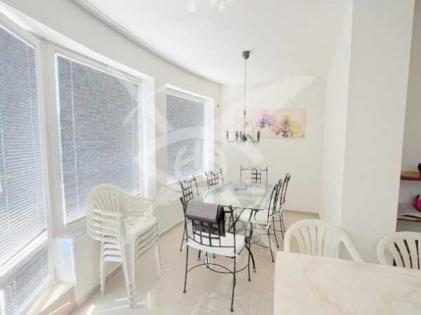Многостаен апартамент в Бургас, Сарафово - 250 кв.м за 464 €/кв.м - Снимка #1