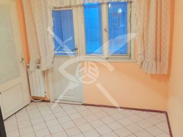 Двустаен апартамент в Айтос - 50 кв.м за 1240 €/кв.м - Снимка #1