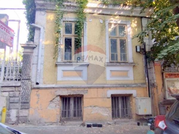 Къща в Варна, Морска градина - 180 кв.м за 1778 €/кв.м - Снимка #1