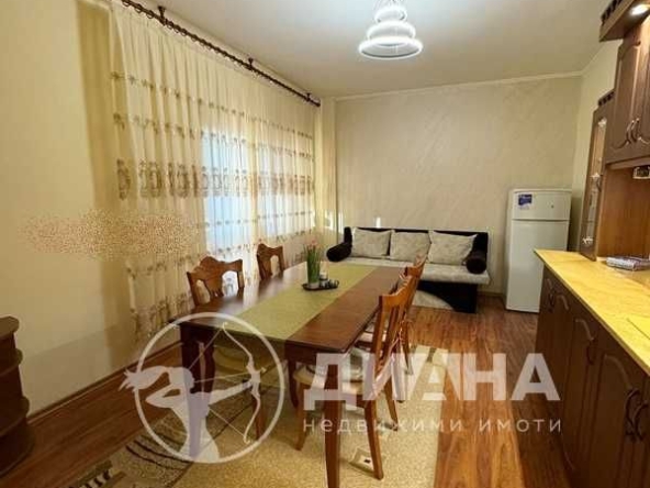 Тристаен апартамент в Пловдив, Тракия - 60 кв.м за 1767 €/кв.м - Снимка #1