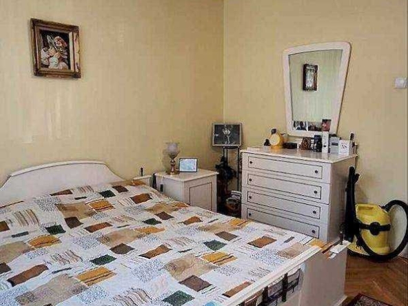 Тристаен апартамент в Шумен, Добруджански - 76 кв.м за 1342 €/кв.м - Снимка #1
