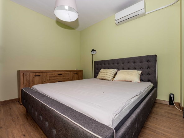 Двустаен апартамент в Пловдив, Изгрев - 63 кв.м за 1302 €/кв.м - Снимка #1