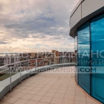 Мезонет в Бургас, Сарафово - 300 кв.м за 1167 €/кв.м - Снимка #1