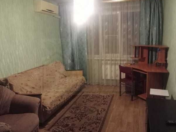 Дава се под наем Двустаен апартамент в Пловдив, Каменица 1 - 65 кв.м за 219.3 € - Снимка #1