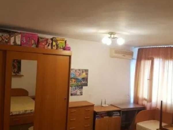 Дава се под наем Едностаен апартамент в Пловдив, Коматево - 40 кв.м за 178.5 € - Снимка #1