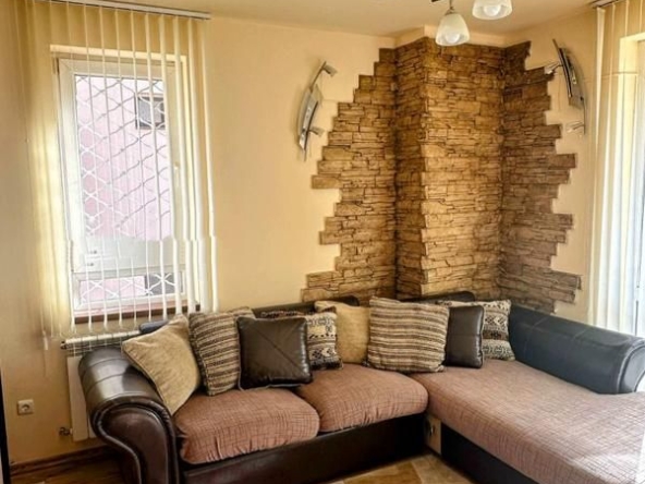 Дава се под наем Тристаен апартамент в София, Редута - 86 кв.м за 718.08 € - Снимка #1