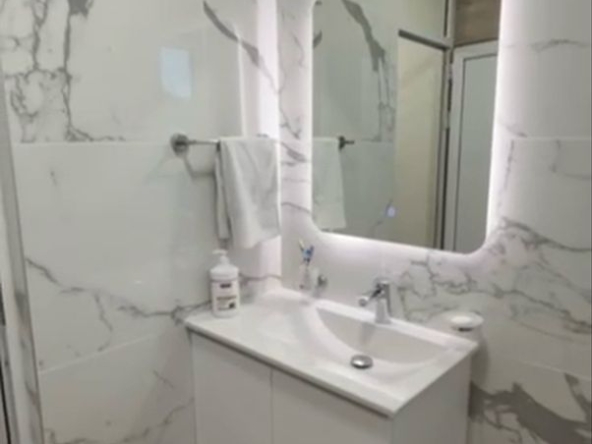 Тристаен апартамент в Пловдив, Западен - 80 кв.м за 1122 €/кв.м - Снимка #1