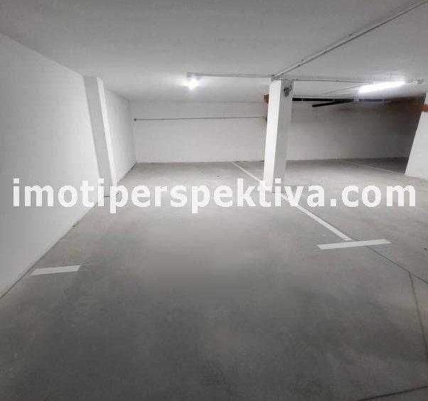 Гараж / Паркомясто в Пловдив, Кючук Париж - 20 кв.м за 1100 €/кв.м - Снимка #1