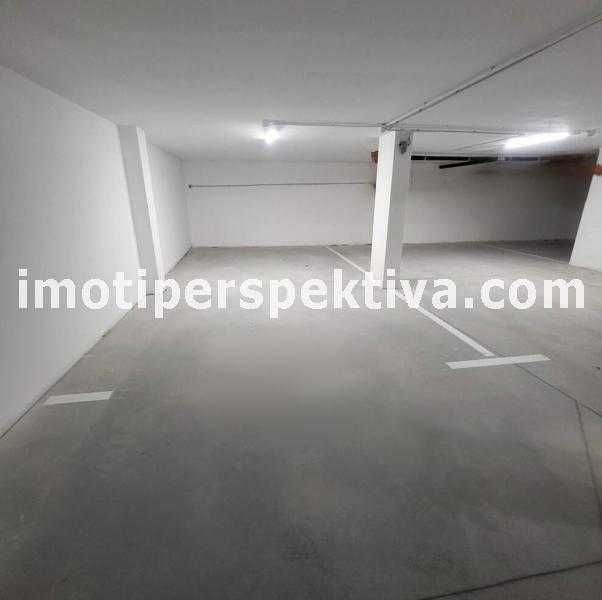 Гараж / Паркомясто в Пловдив, Кючук Париж - 20 кв.м за 1100 €/кв.м - Снимка #1