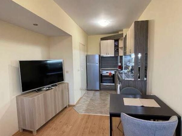 Дава се под наем Двустаен апартамент в Бургас, Меден рудник - зона А - 46 кв.м за 357 € - Снимка #1