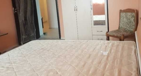 Дава се под наем Тристаен апартамент в Пловдив, Кършияка - 90 кв.м за 357 € - Снимка #1