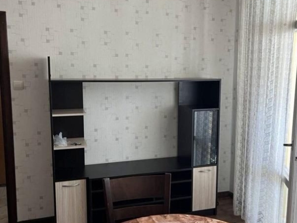 Дава се под наем Двустаен апартамент в София, Младост 3 - 65 кв.м за 560.49 € - Снимка #1
