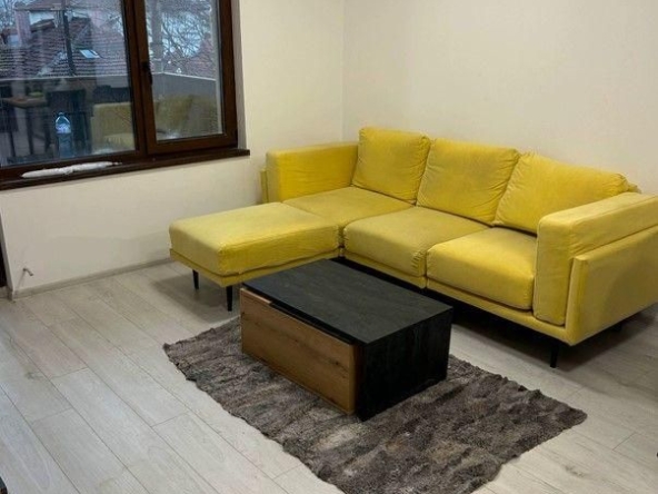 Дава се под наем Тристаен апартамент в София, Център - 96 кв.м за 996.03 € - Снимка #1