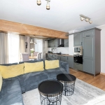 Тристаен апартамент в Пловдив, Кършияка - 107 кв.м за 2804 €/кв.м - Снимка #1