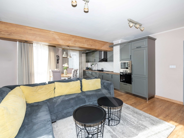 Тристаен апартамент в Пловдив, Кършияка - 107 кв.м за 2804 €/кв.м - Снимка #1