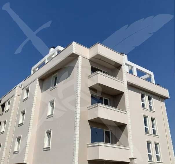 Тристаен апартамент в Пловдив, Остромила - 131 кв.м за 674 €/кв.м - Снимка #1