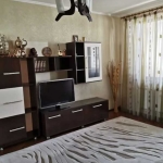 Дава се под наем Двустаен апартамент в Пловдив, Южен - 60 кв.м за 280.5 € - Снимка #1