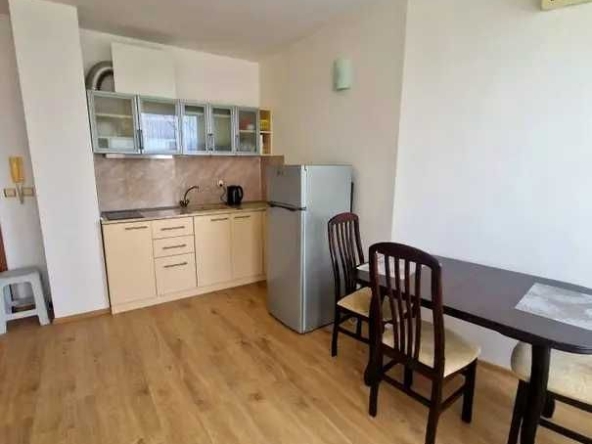 Двустаен апартамент в к.к. Слънчев бряг - 48 кв.м за 1250 €/кв.м - Снимка #1