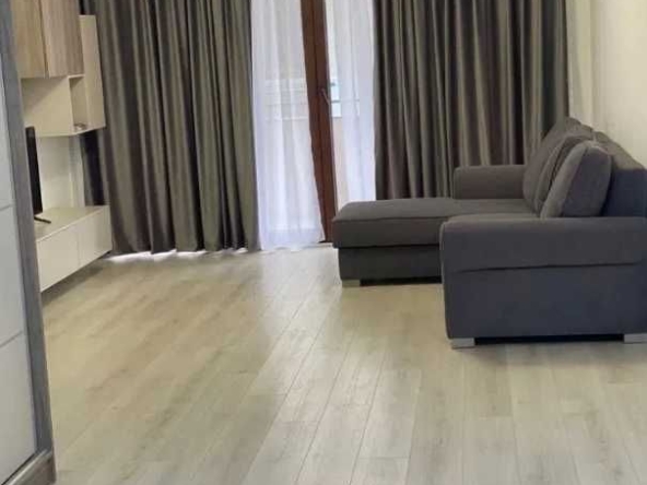 Дава се под наем Тристаен апартамент в Пловдив, Въстанически - 86 кв.м за 321.3 € - Снимка #1