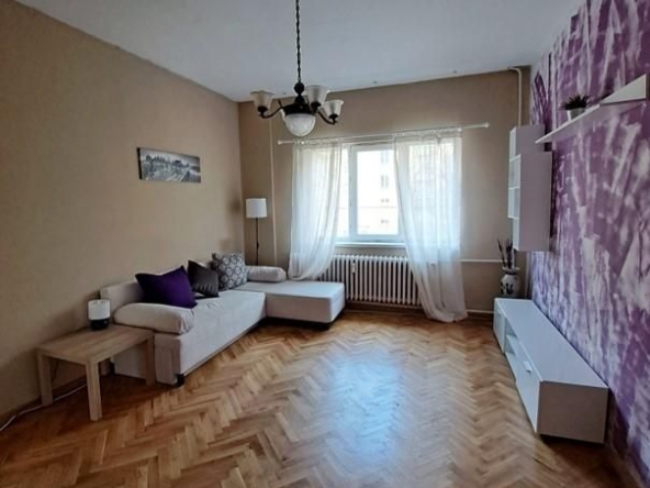 Дава се под наем Едностаен апартамент в София, Център - 50 кв.м за 440 € - Снимка #1