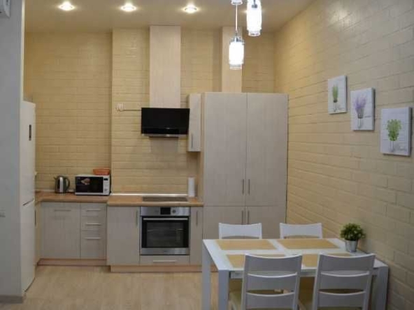 Дава се под наем Двустаен апартамент в Бургас, Лазур - 66 кв.м за 53800 € - Снимка #1